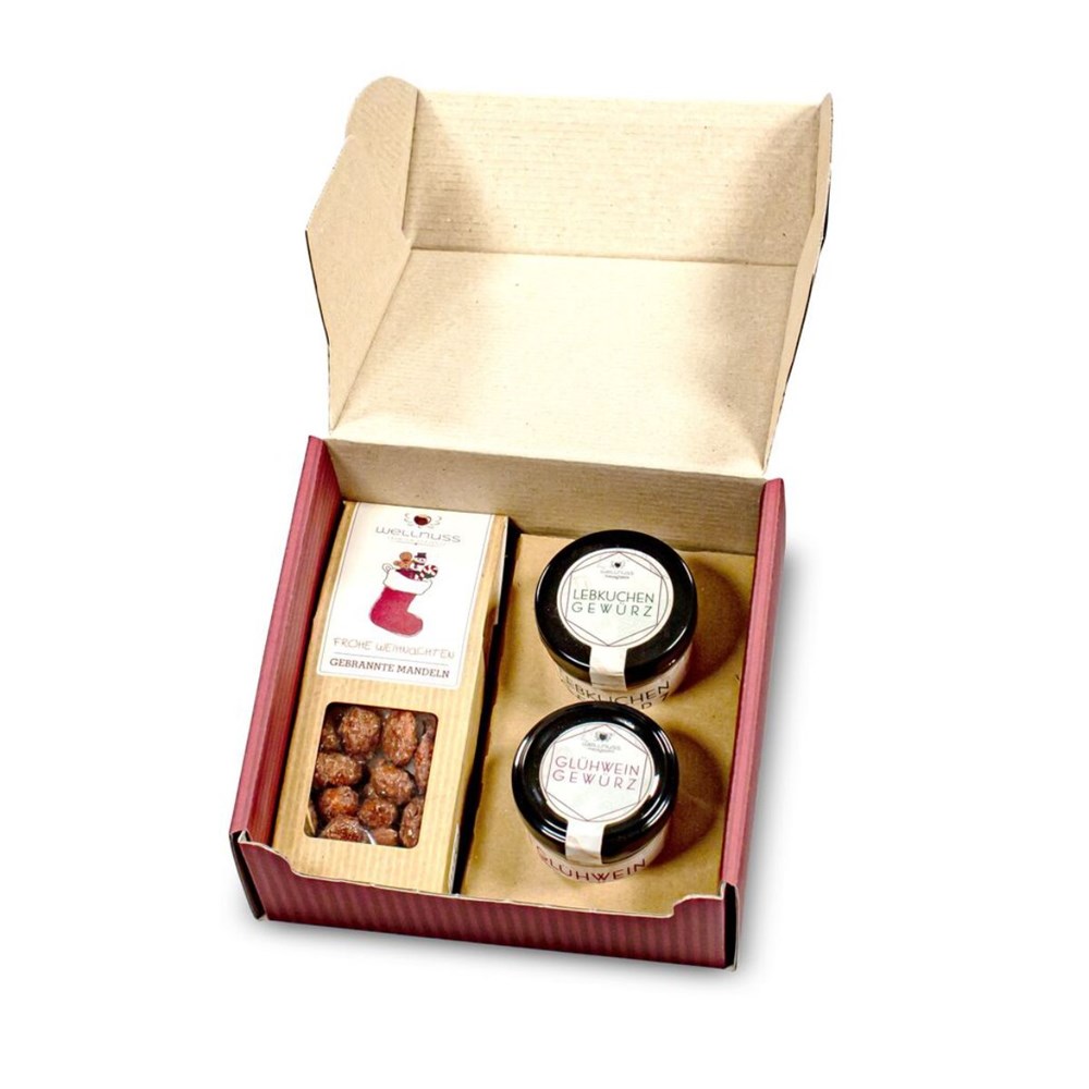 Geschenkkarton mit Glühwein- & Lebkuchengewürz und gebrannten Mandeln Geschenkkarton mit Glühwein- & Lebkuchengewürz und gebrannten Mandeln